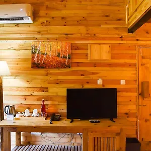  Resort Suro Treehouse
